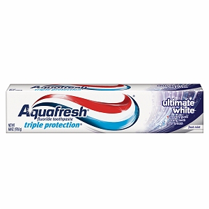1396733412_07020024ImageAquafreshWhiteningTripleProtectionUltimateWhiteFluorideToothpasteFrostMint.jpg